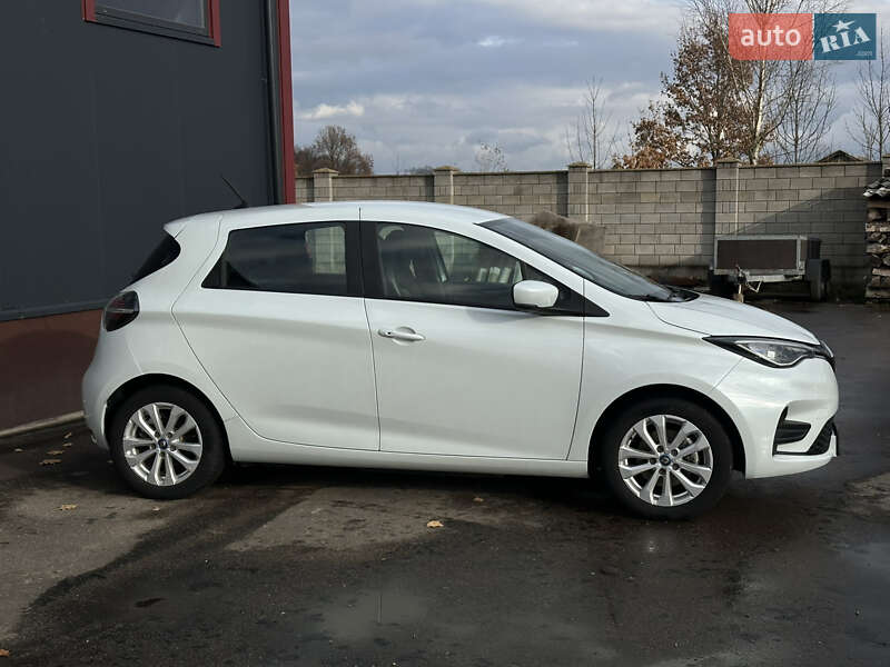 Хэтчбек Renault Zoe 2020 в Долине