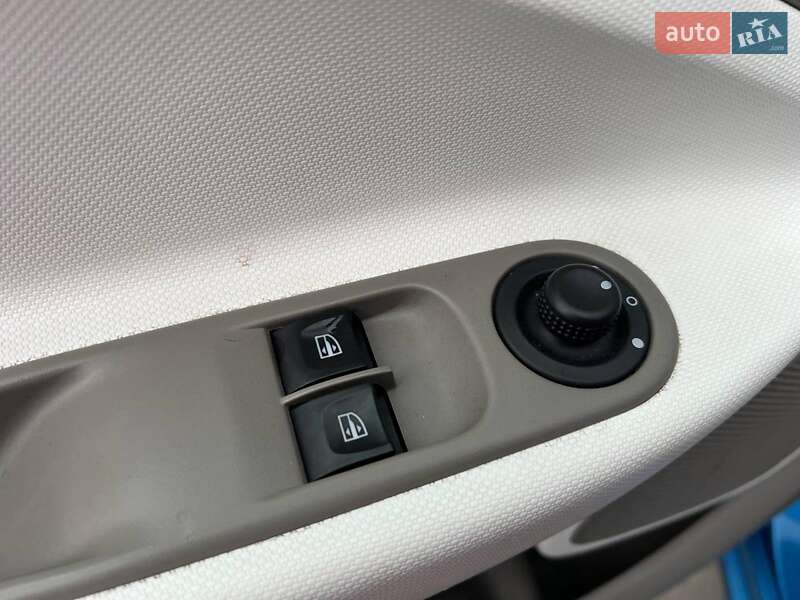 Хетчбек Renault Zoe 2019 в Львові фото 16 Хетчбек Renault Zoe 2019 в Львові