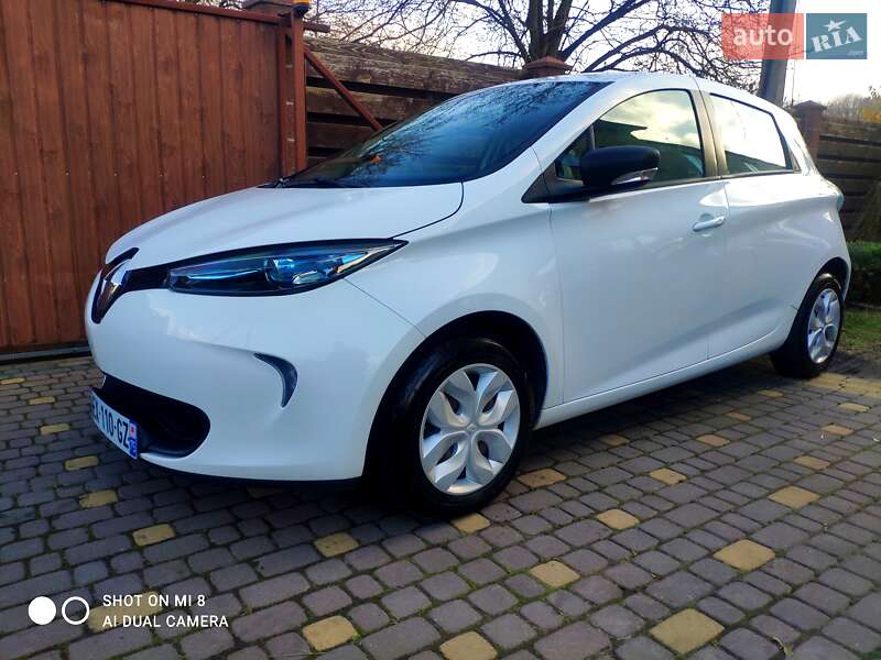 Хэтчбек Renault Zoe 2017 в Львове