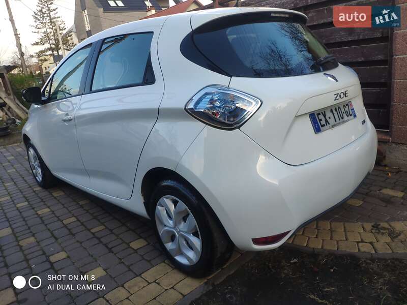 Хэтчбек Renault Zoe 2017 в Львове