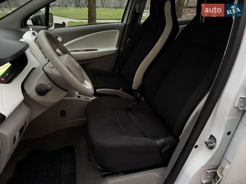 Хэтчбек Renault Zoe 2017 в Звягеле фото 2 Хэтчбек Renault Zoe 2017 в Звягеле