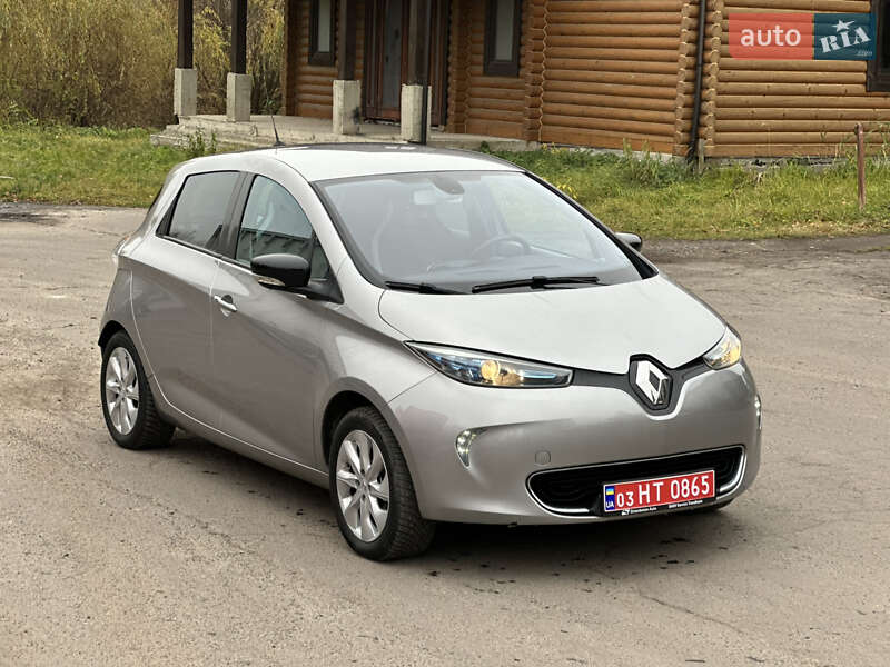 Хэтчбек Renault Zoe 2015 в Дубно