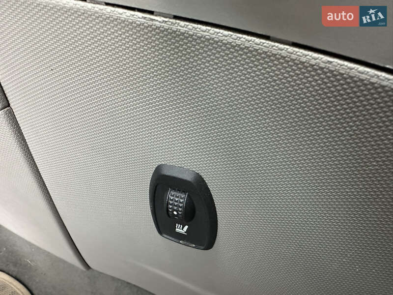 Хэтчбек Renault Zoe 2015 в Тернополе