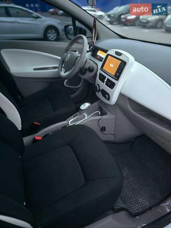 Хетчбек Renault Zoe 2018 в Вінниці
