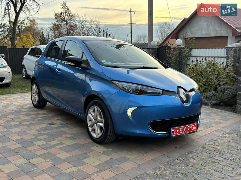 Хэтчбек Renault Zoe 2017 в Дубно