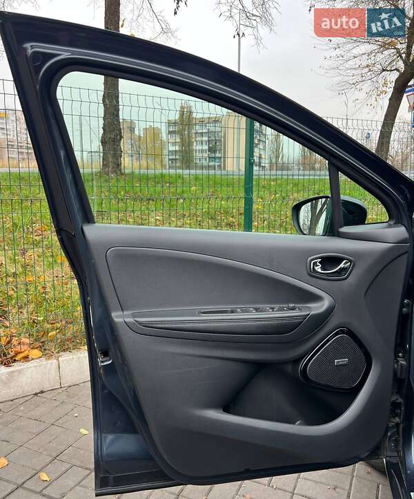 Хэтчбек Renault Zoe 2019 в Киеве