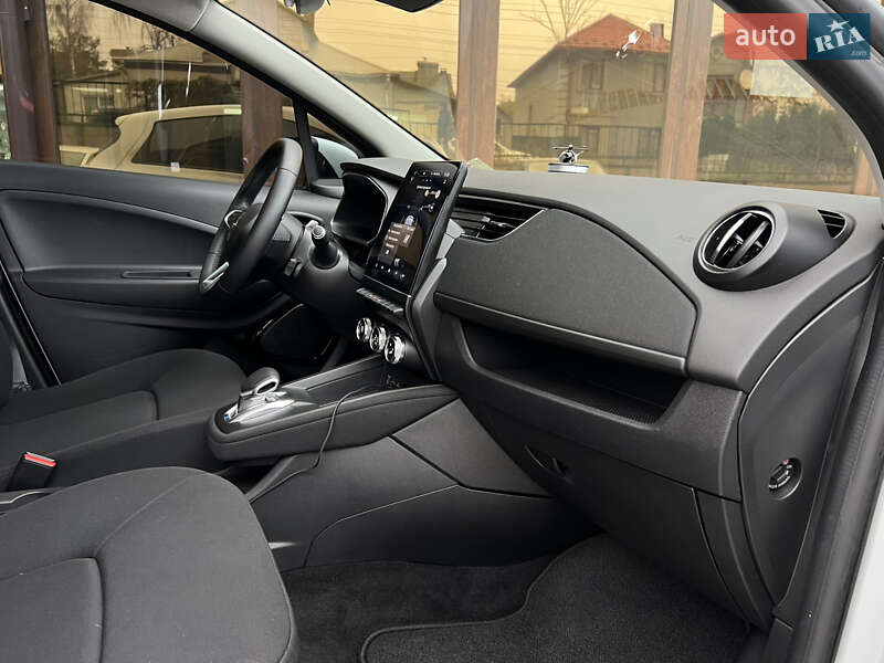 Хетчбек Renault Zoe 2020 в Тернополі фото 50 Хетчбек Renault Zoe 2020 в Тернополі