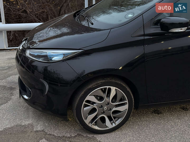 Хэтчбек Renault Zoe 2017 в Киеве