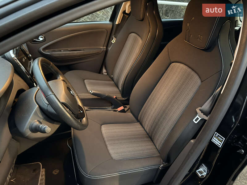 Хэтчбек Renault Zoe 2017 в Киеве