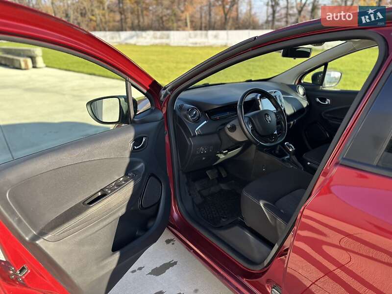 Хэтчбек Renault Zoe 2018 в Луцке