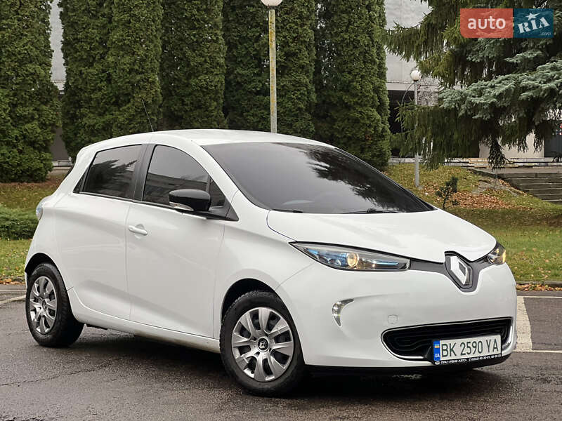 Хетчбек Renault Zoe 2015 в Рівному