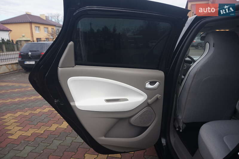 Хэтчбек Renault Zoe 2016 в Самборе