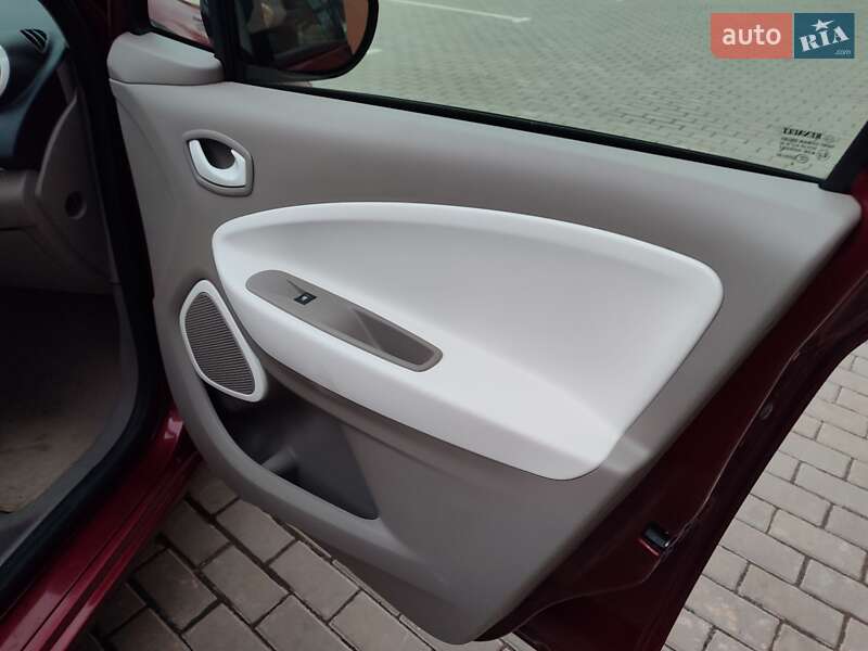 Хетчбек Renault Zoe 2017 в Львові фото 43 Хетчбек Renault Zoe 2017 в Львові