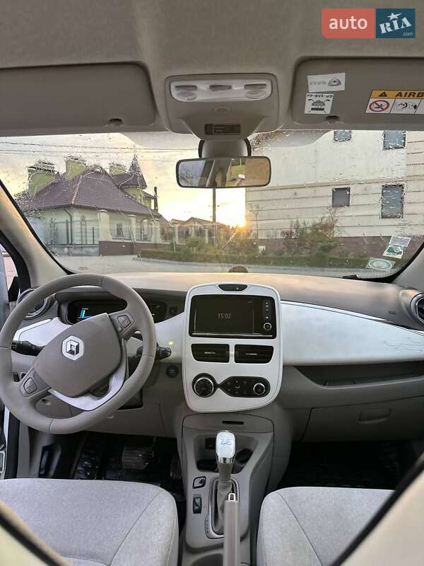 Хетчбек Renault Zoe 2017 в Золочеві