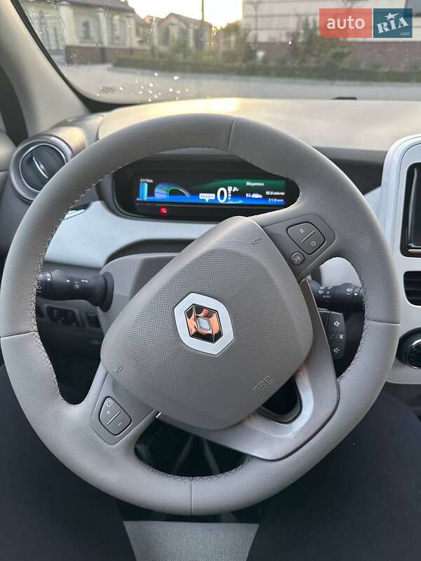 Хетчбек Renault Zoe 2017 в Золочеві