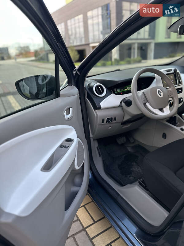 Хетчбек Renault Zoe 2017 в Львові