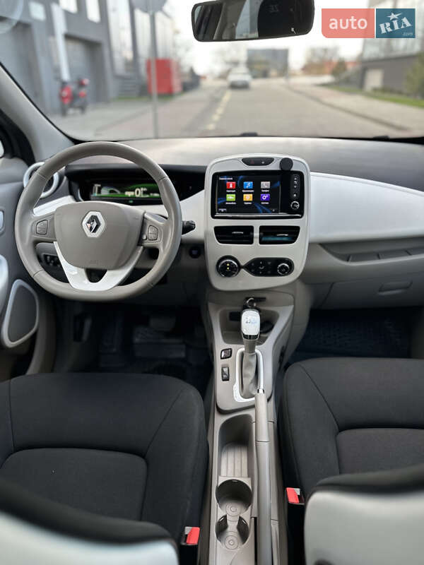 Хетчбек Renault Zoe 2017 в Львові