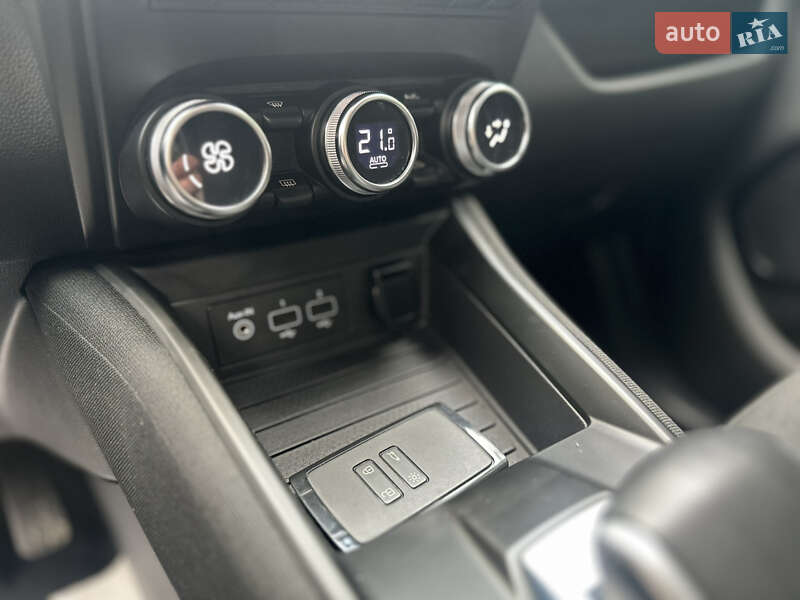 Хетчбек Renault Zoe 2020 в Дрогобичі фото 32 Хетчбек Renault Zoe 2020 в Дрогобичі