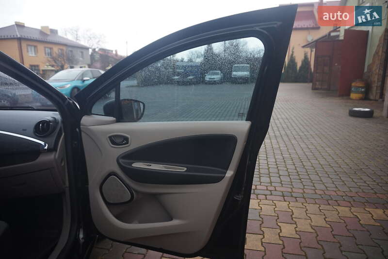 Хетчбек Renault Zoe 2015 в Самборі