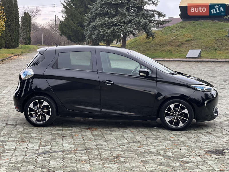 Хетчбек Renault Zoe 2018 в Дубні