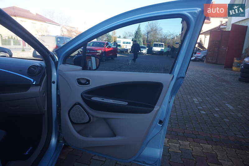 Хетчбек Renault Zoe 2015 в Самборі