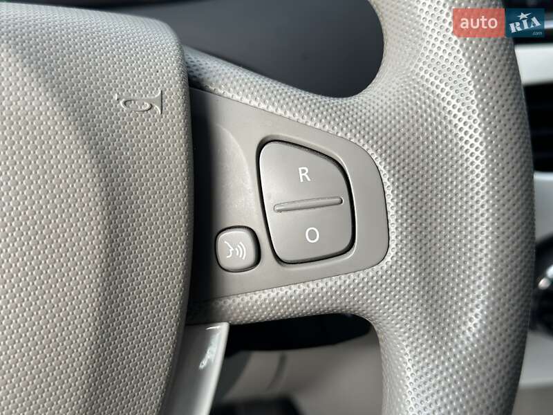 Хетчбек Renault Zoe 2019 в Києві фото 20 Хетчбек Renault Zoe 2019 в Києві