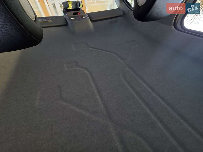 Хэтчбек Renault Zoe 2020 в Тернополе