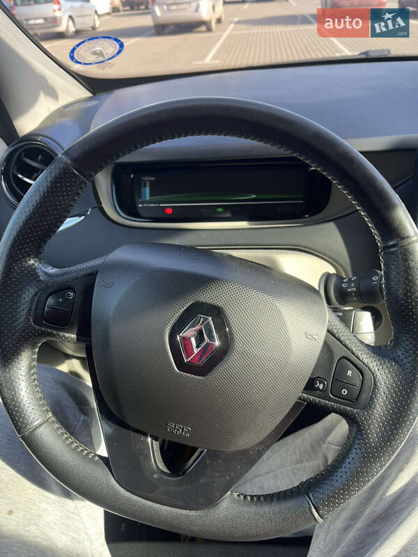 Хетчбек Renault Zoe 2016 в Старокостянтинові фото 12 Хетчбек Renault Zoe 2016 в Старокостянтинові