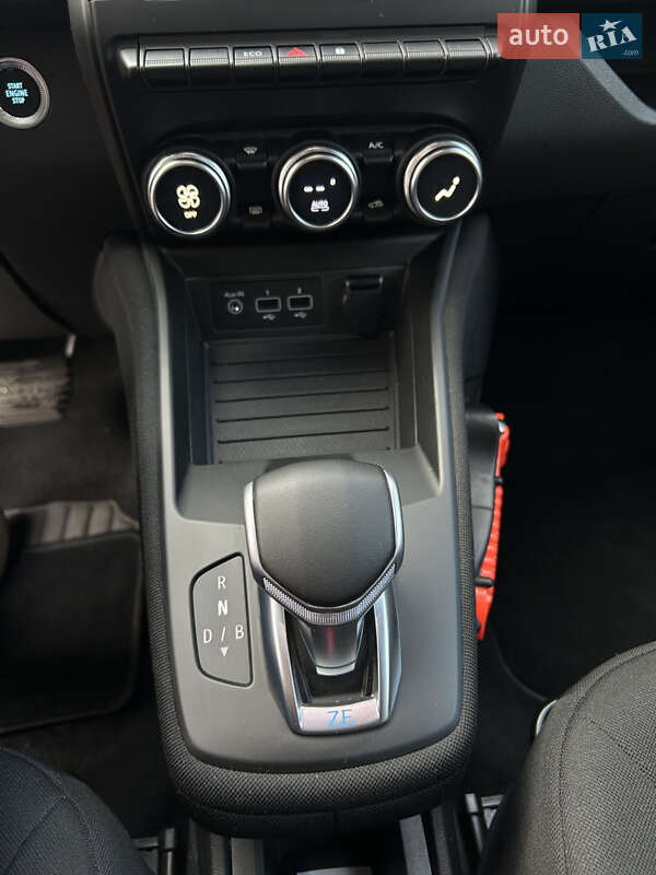 Хетчбек Renault Zoe 2020 в Дніпрі