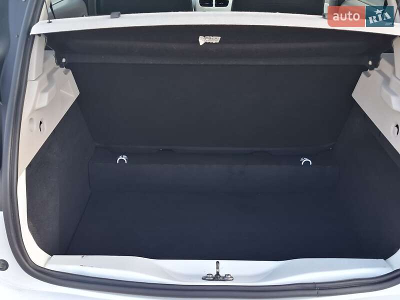 Хэтчбек Renault Zoe 2018 в Ровно