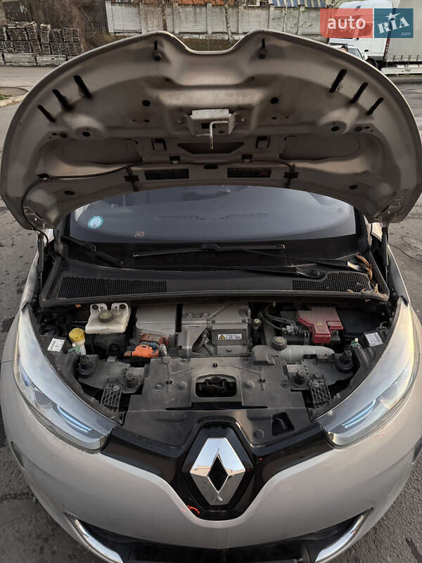 Хэтчбек Renault Zoe 2016 в Львове