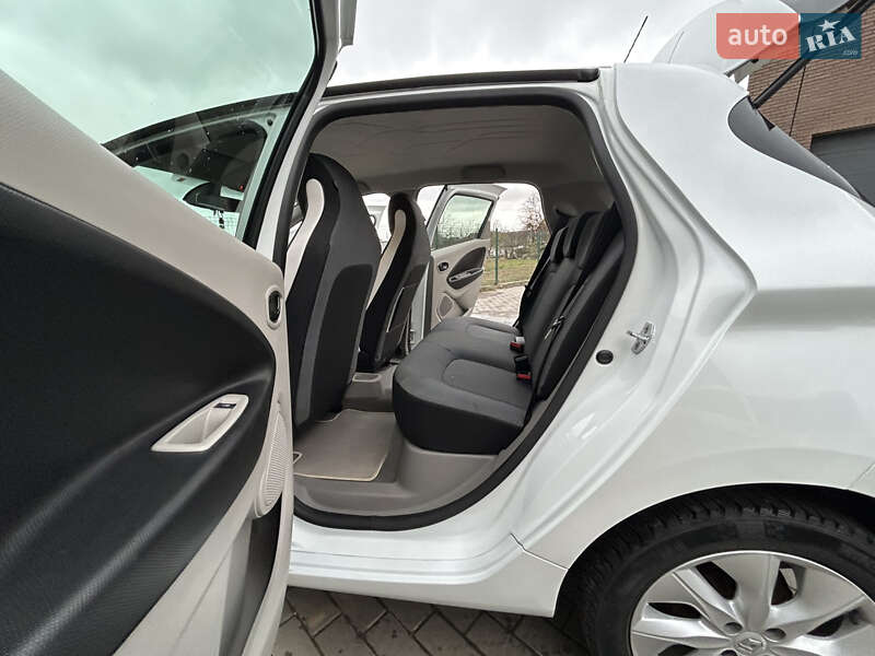 Хетчбек Renault Zoe 2016 в Луцьку фото 10 Хетчбек Renault Zoe 2016 в Луцьку