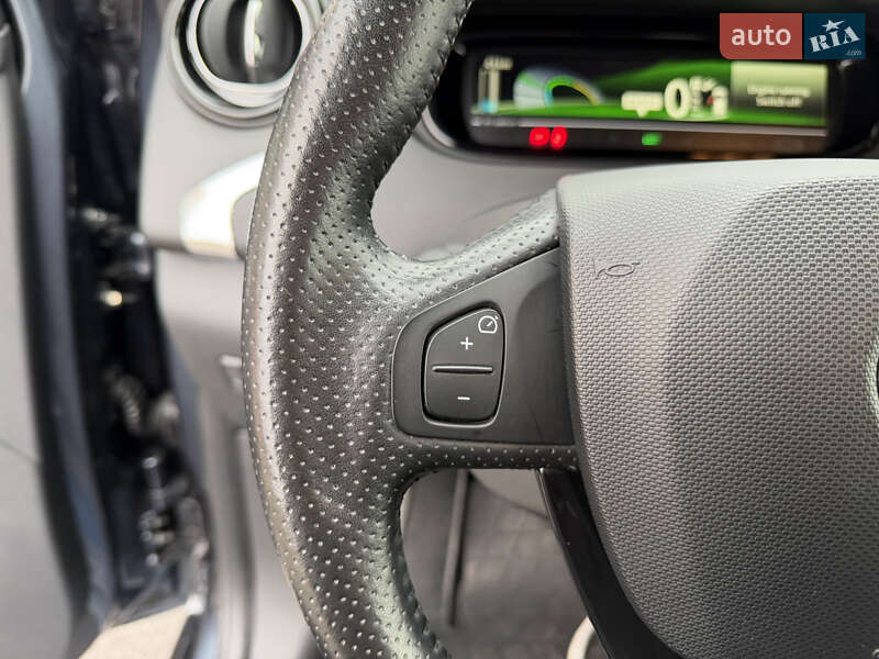 Хэтчбек Renault Zoe 2019 в Виннице фото 53 Хэтчбек Renault Zoe 2019 в Виннице