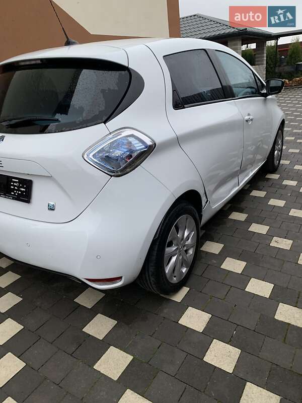 Хетчбек Renault Zoe 2015 в Золочеві фото 8 Хетчбек Renault Zoe 2015 в Золочеві