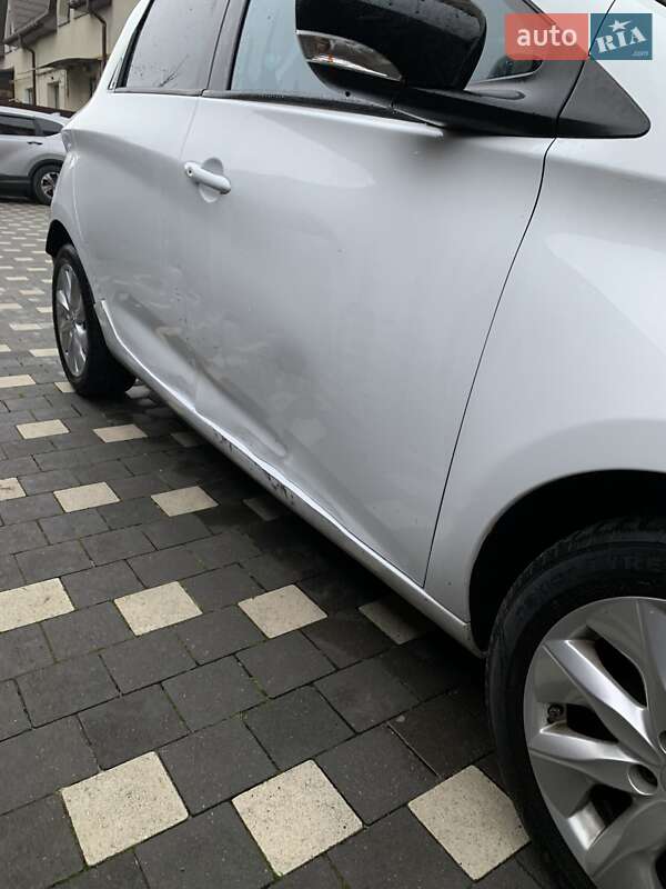 Хетчбек Renault Zoe 2015 в Золочеві фото 15 Хетчбек Renault Zoe 2015 в Золочеві