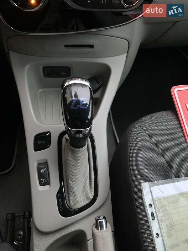 Хетчбек Renault Zoe 2015 в Золочеві фото 24 Хетчбек Renault Zoe 2015 в Золочеві