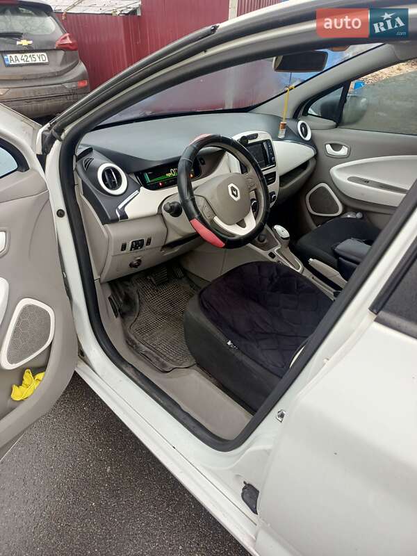 Хэтчбек Renault Zoe 2015 в Броварах фото 5 Хэтчбек Renault Zoe 2015 в Броварах