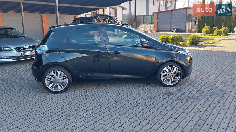 Хетчбек Renault Zoe 2016 в Луцьку