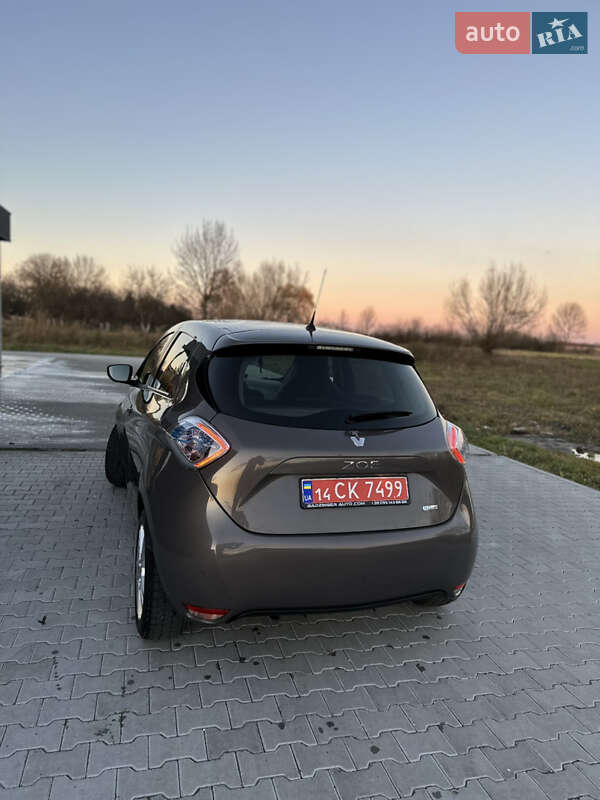 Хэтчбек Renault Zoe 2017 в Львове