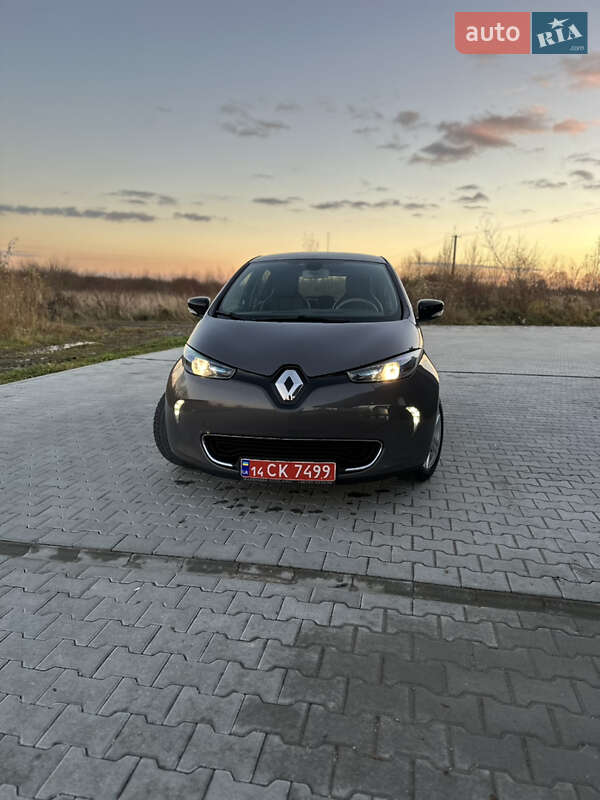 Хэтчбек Renault Zoe 2017 в Львове