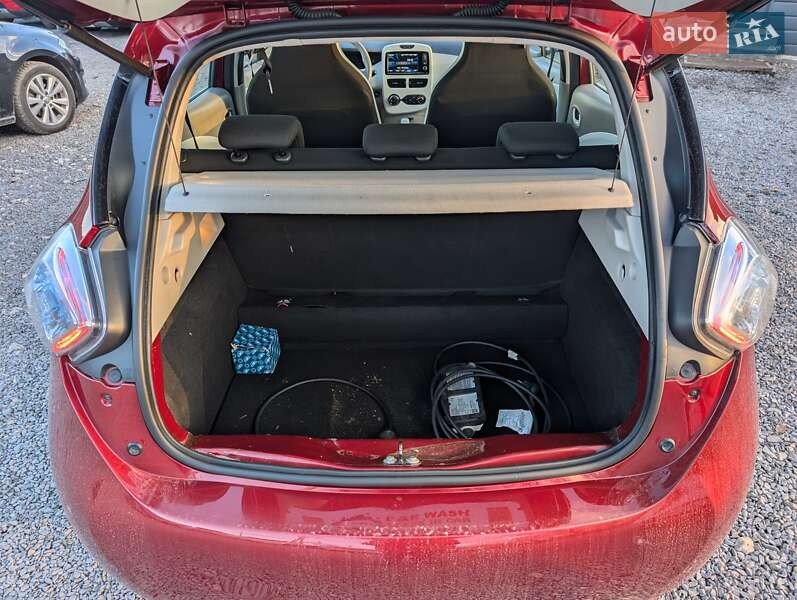 Хетчбек Renault Zoe 2018 в Рівному фото 15 Хетчбек Renault Zoe 2018 в Рівному