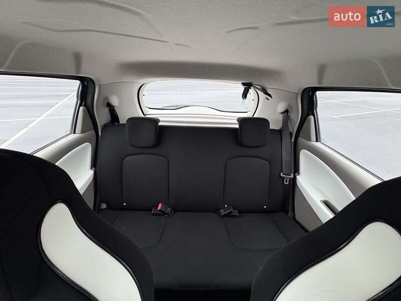 Хэтчбек Renault Zoe 2017 в Виннице