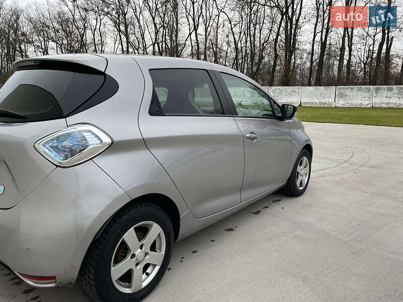 Хэтчбек Renault Zoe 2016 в Луцке фото 12 Хэтчбек Renault Zoe 2016 в Луцке