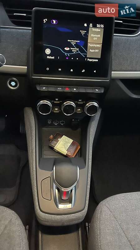 Хэтчбек Renault Zoe 2020 в Киеве фото 12 Хэтчбек Renault Zoe 2020 в Киеве