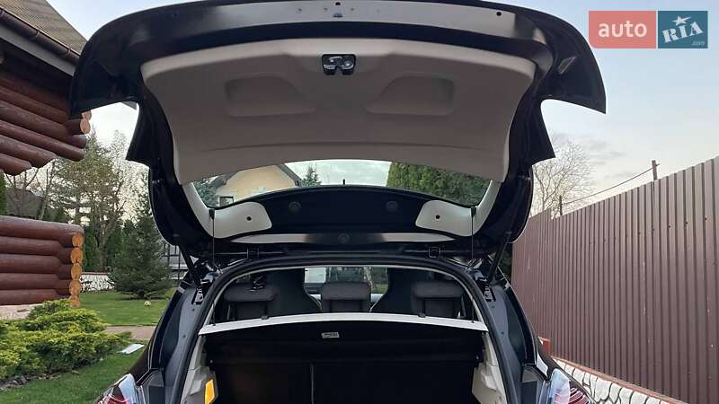 Хэтчбек Renault Zoe 2020 в Киеве фото 27 Хэтчбек Renault Zoe 2020 в Киеве