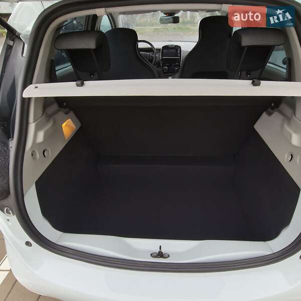 Хэтчбек Renault Zoe 2013 в Черкассах фото 20 Хэтчбек Renault Zoe 2013 в Черкассах