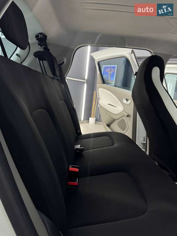 Хэтчбек Renault Zoe 2015 в Коломые фото 22 Хэтчбек Renault Zoe 2015 в Коломые