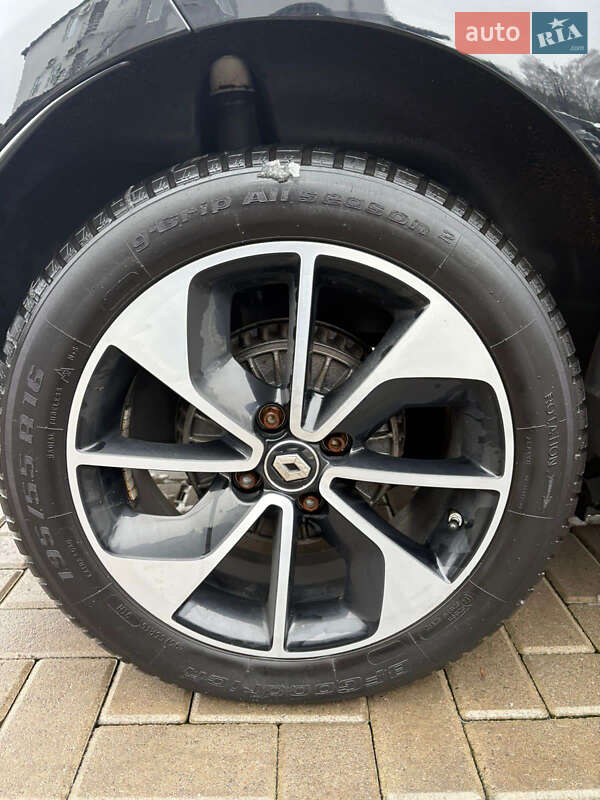 Хэтчбек Renault Zoe 2018 в Ровно