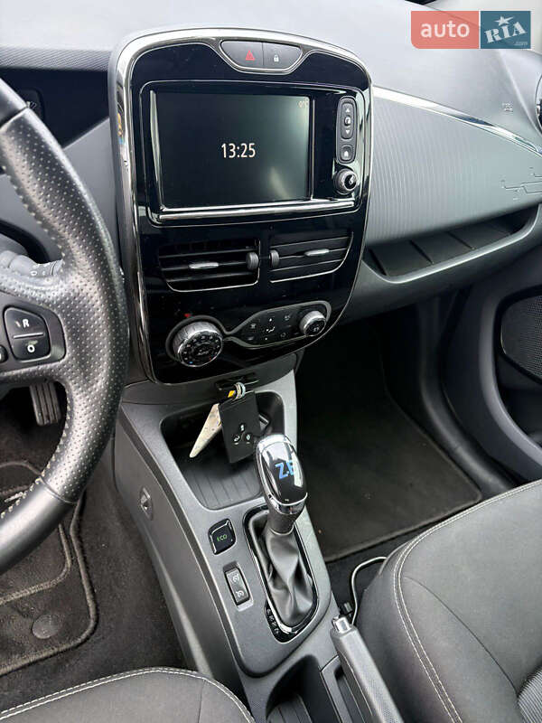 Хэтчбек Renault Zoe 2018 в Ровно