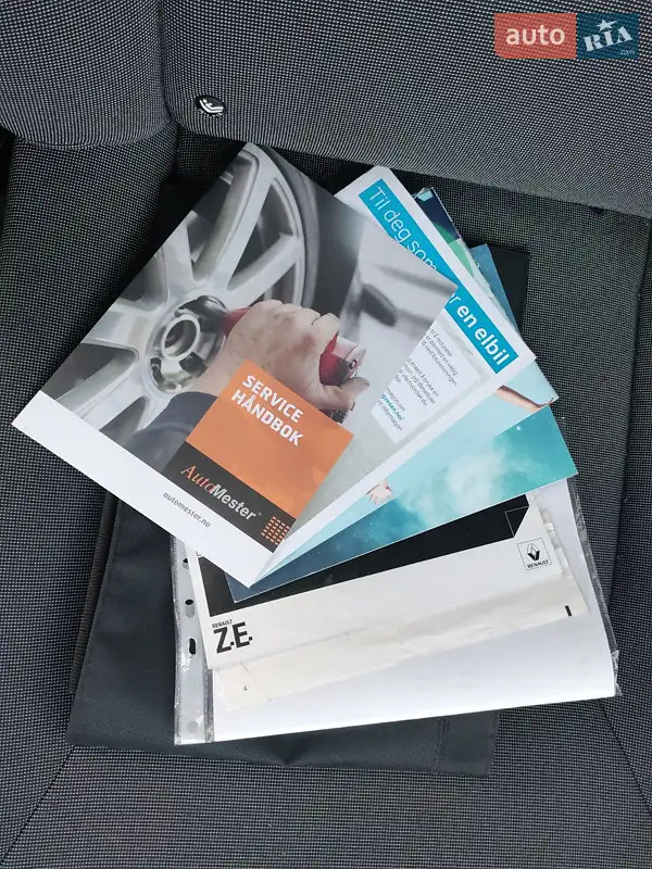 Хэтчбек Renault Zoe 2014 в Львове документ